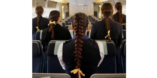 Joanne's blog 74 - ELAL stewardessen met lint van hoop en vlechten